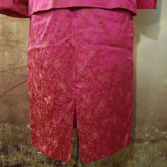 Donna Morgan pink silk skirt suit, size 10 - Picture 3 of 4